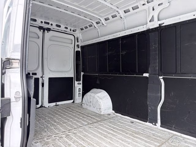 2025 Bright White Clearcoat Ram ProMaster 3500 High Roof FWD Van