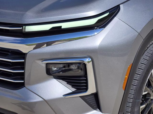 2026 Sterling Gray Metallic Chevrolet Traverse LT FWD SUV