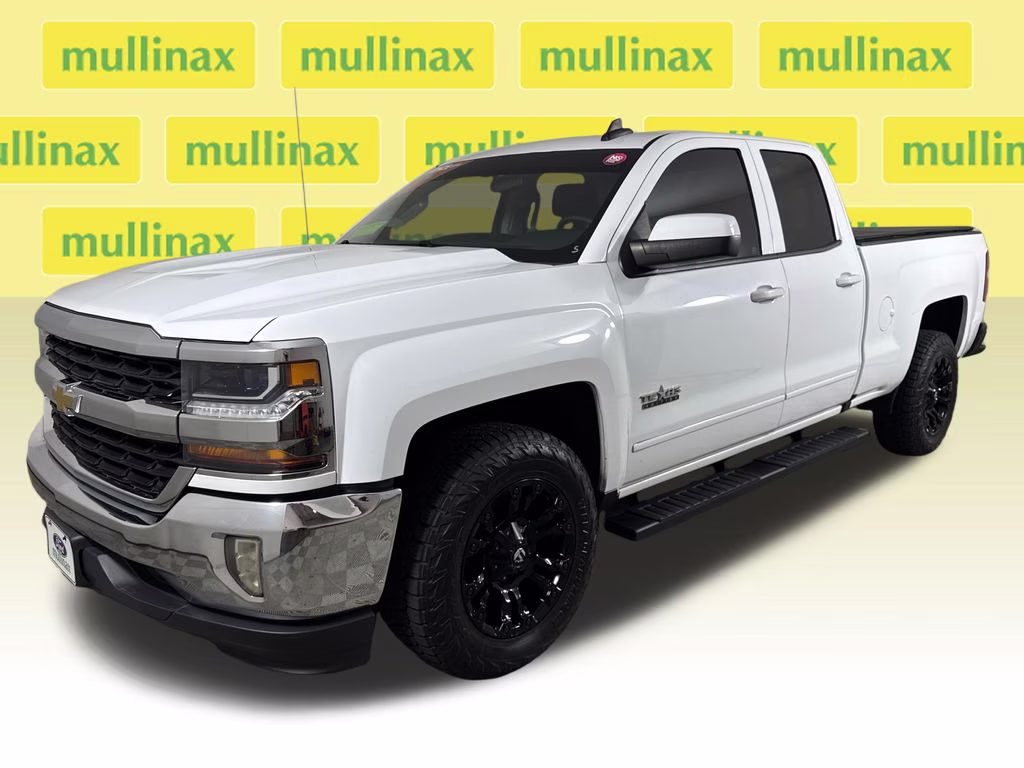 2017 Summit White Chevrolet Silverado 1500 LT RWD Truck
