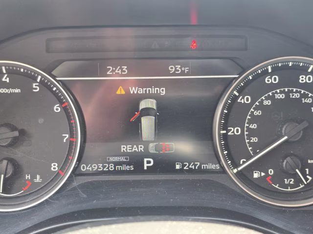 2024 Alloy Silver Metallic Mitsubishi Outlander SE AWD SUV