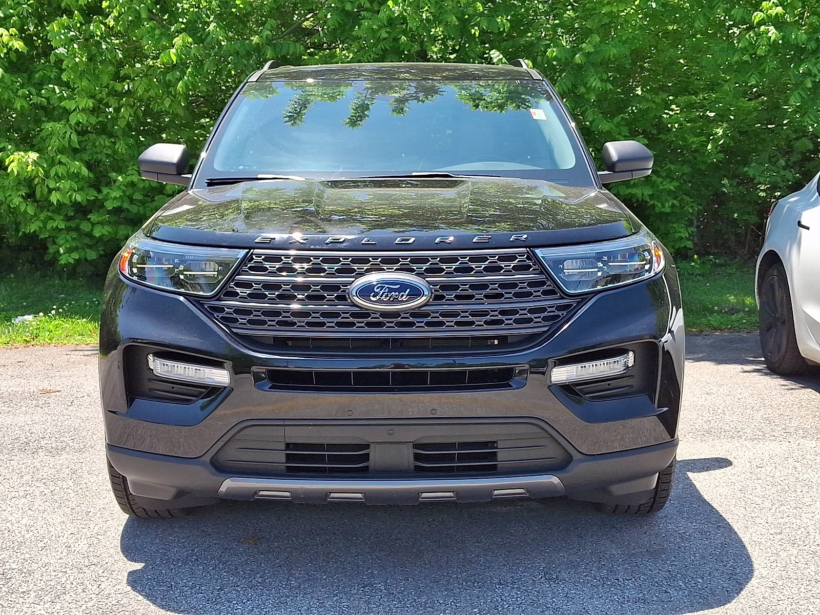 2021 Black Ford Explorer XLT 4X4