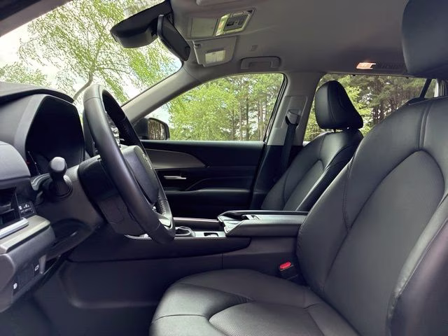 2024 Blueprint Toyota Grand Highlander XLE FWD SUV