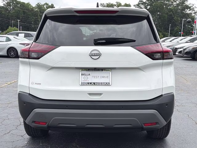 2022 Glacier White Nissan Rogue S FWD SUV