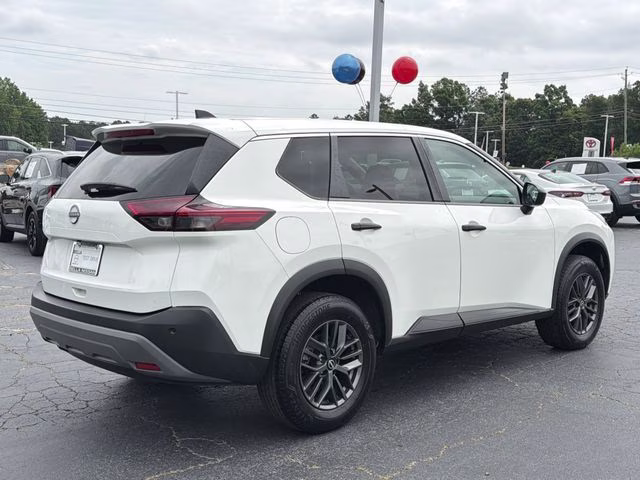 2022 Glacier White Nissan Rogue S FWD SUV