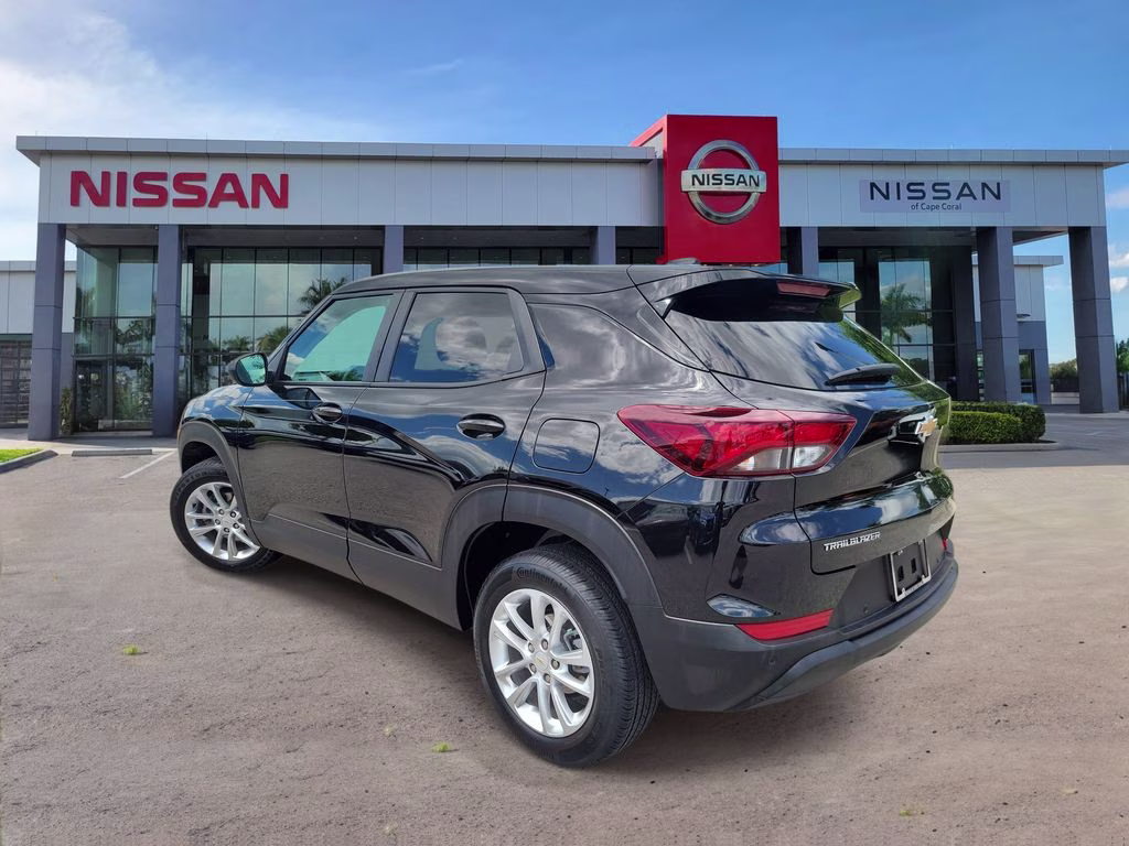 2024 Mosaic Black Metallic Chevrolet Trailblazer LS FWD SUV