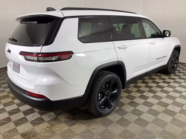 2023 Bright White Clearcoat Jeep Grand Cherokee L Altitude 4X4 SUV