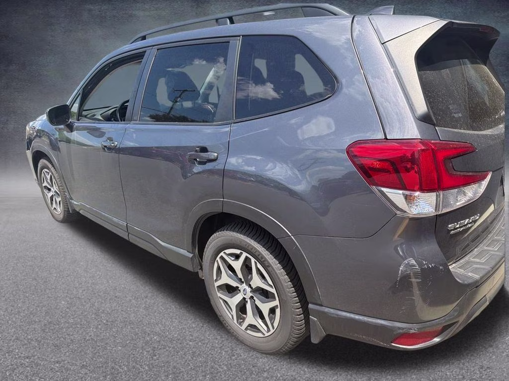 2021 Magnetite Gray Metallic Subaru Forester Premium AWD SUV