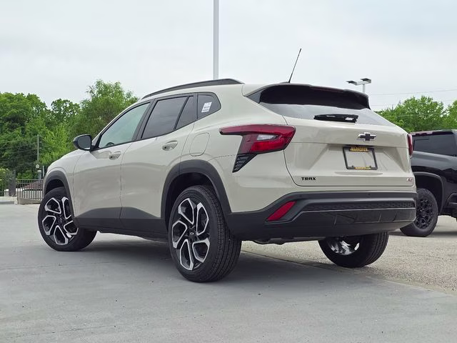 2026 White Sands Chevrolet Trax 2RS FWD SUV