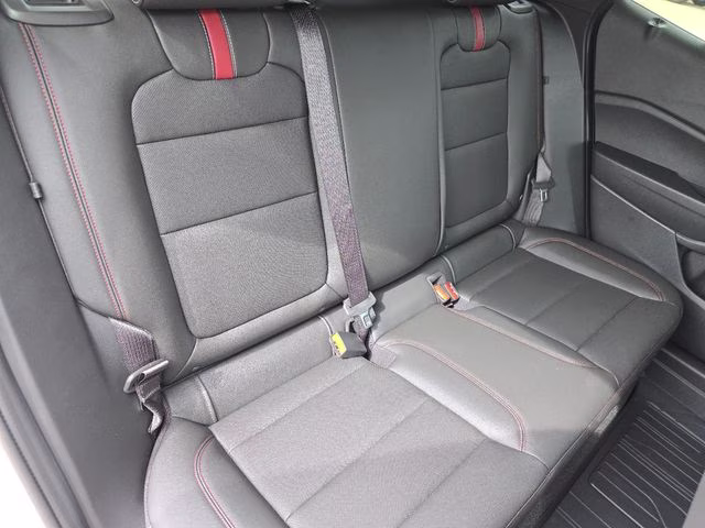 2026 White Sands Chevrolet Trax 2RS FWD SUV