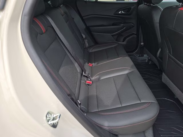 2026 White Sands Chevrolet Trax 2RS FWD SUV