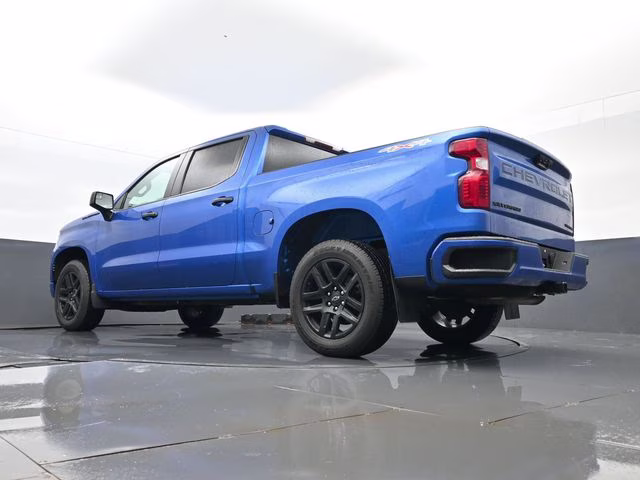 2022 Glacier Blue Metallic Chevrolet Silverado 1500 Custom 4X4 Truck