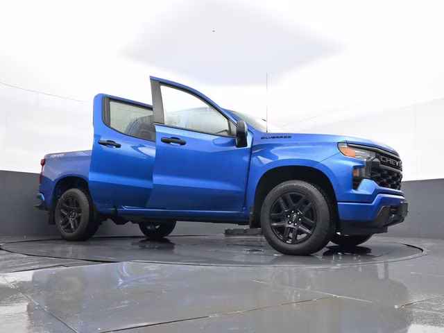 2022 Glacier Blue Metallic Chevrolet Silverado 1500 Custom 4X4 Truck