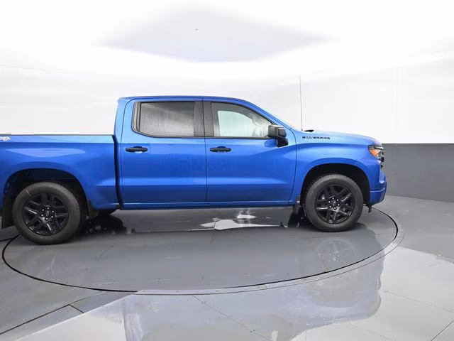 2022 Glacier Blue Metallic Chevrolet Silverado 1500 Custom 4X4 Truck