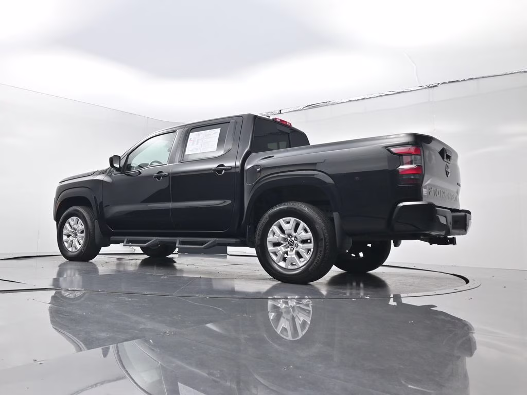 2023 Super Black Nissan Frontier SV 4X4 Truck