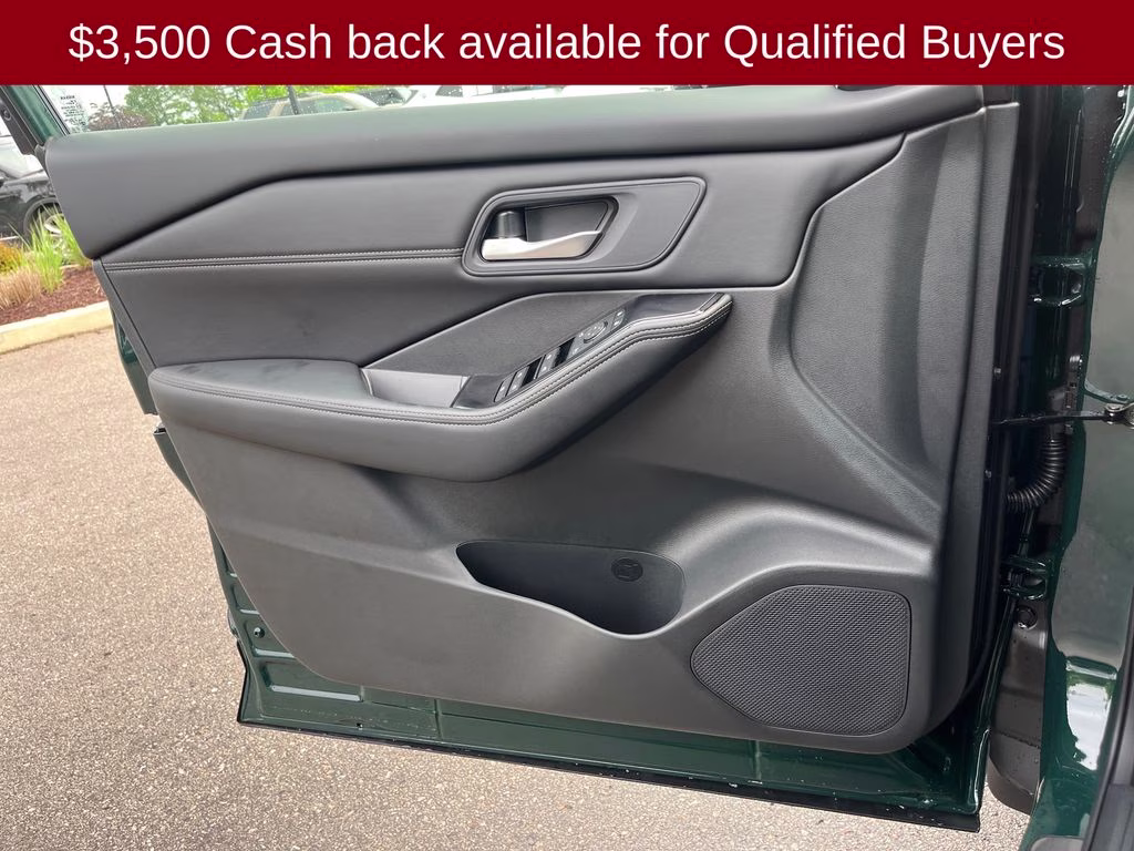 2026 Obsidian Green Nissan Rogue Dark Armor FWD SUV