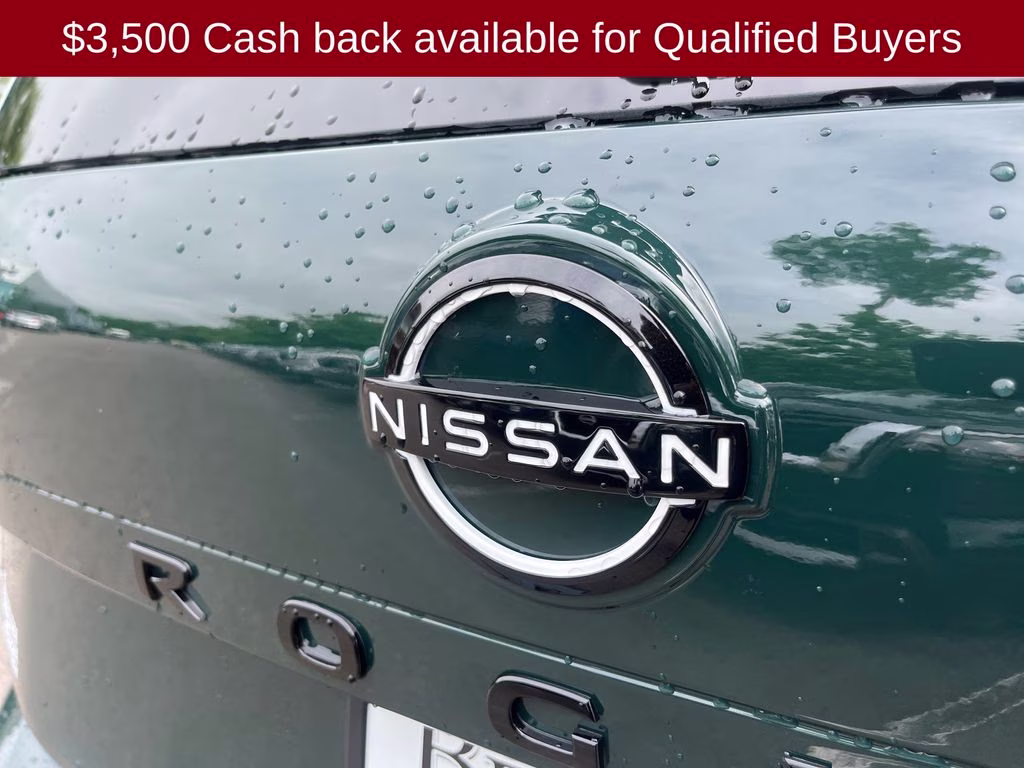 2026 Obsidian Green Nissan Rogue Dark Armor FWD SUV