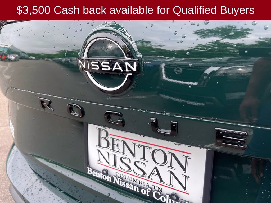 2026 Obsidian Green Nissan Rogue Dark Armor FWD SUV