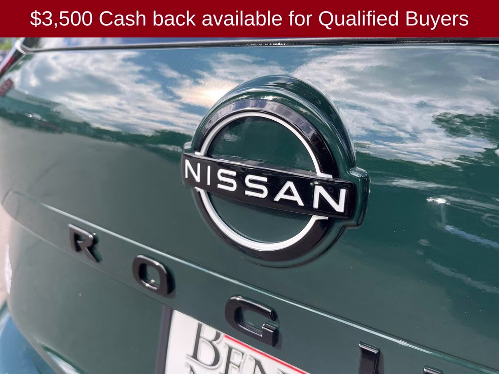 2026 Obsidian Green Nissan Rogue Dark Armor FWD SUV