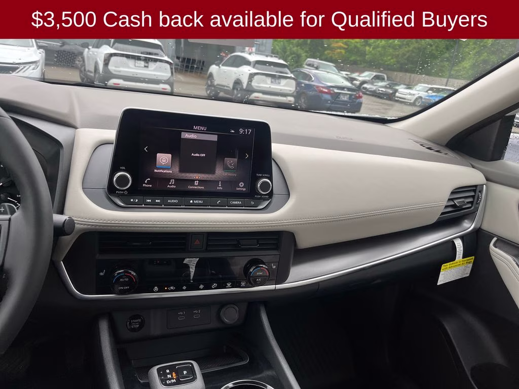 2026 Everest White Pearl Tricoat Nissan Rogue Dark Armor FWD SUV