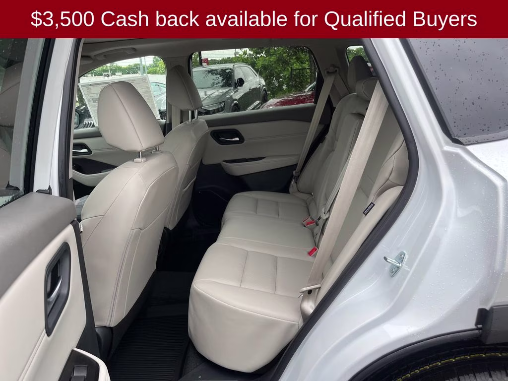 2026 Everest White Pearl Tricoat Nissan Rogue Dark Armor FWD SUV