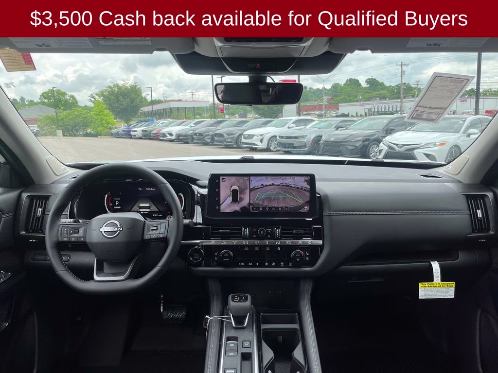 2026 Everest White Pearl Tricoat Nissan Pathfinder Platinum FWD SUV