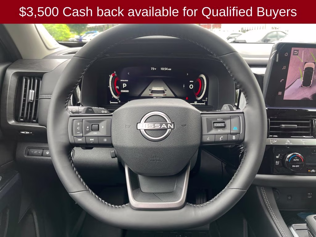 2026 Everest White Pearl Tricoat Nissan Pathfinder Platinum FWD SUV