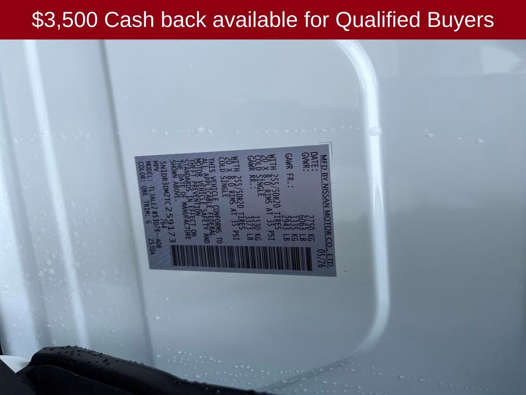 2026 Everest White Pearl Tricoat Nissan Pathfinder Platinum FWD SUV