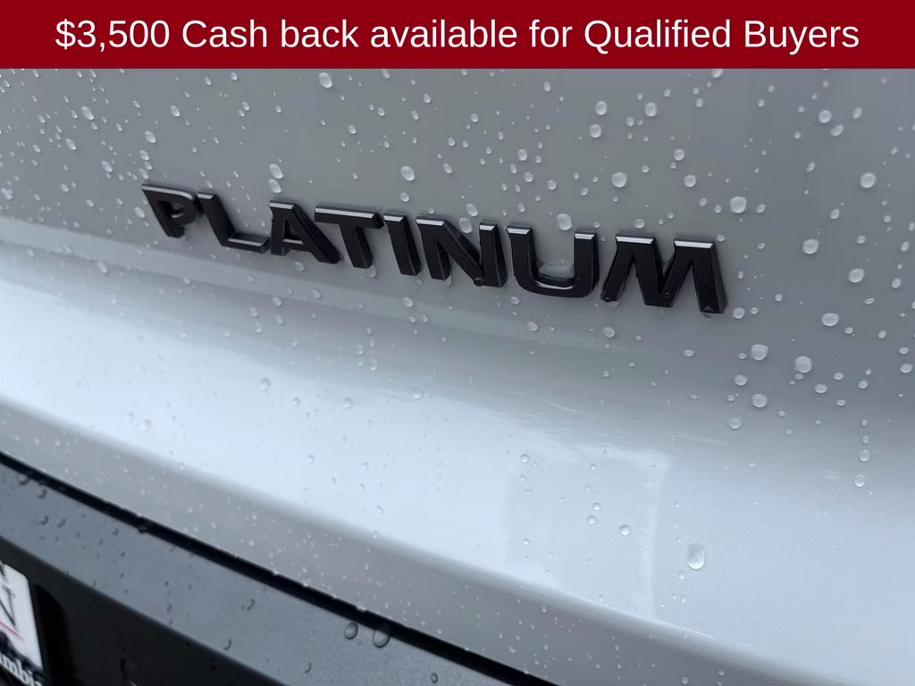 2026 Everest White Pearl Tricoat Nissan Pathfinder Platinum FWD SUV
