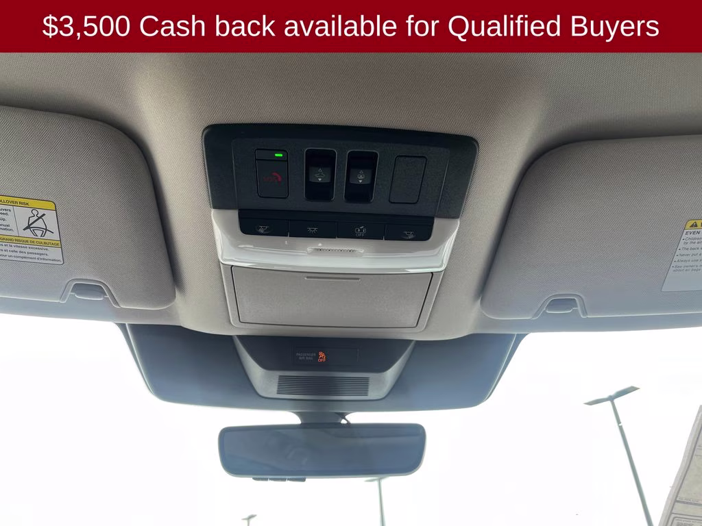 2026 Everest White Pearl Tricoat Nissan Pathfinder Platinum FWD SUV