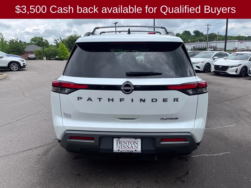 2026 Everest White Pearl Tricoat Nissan Pathfinder Platinum FWD SUV