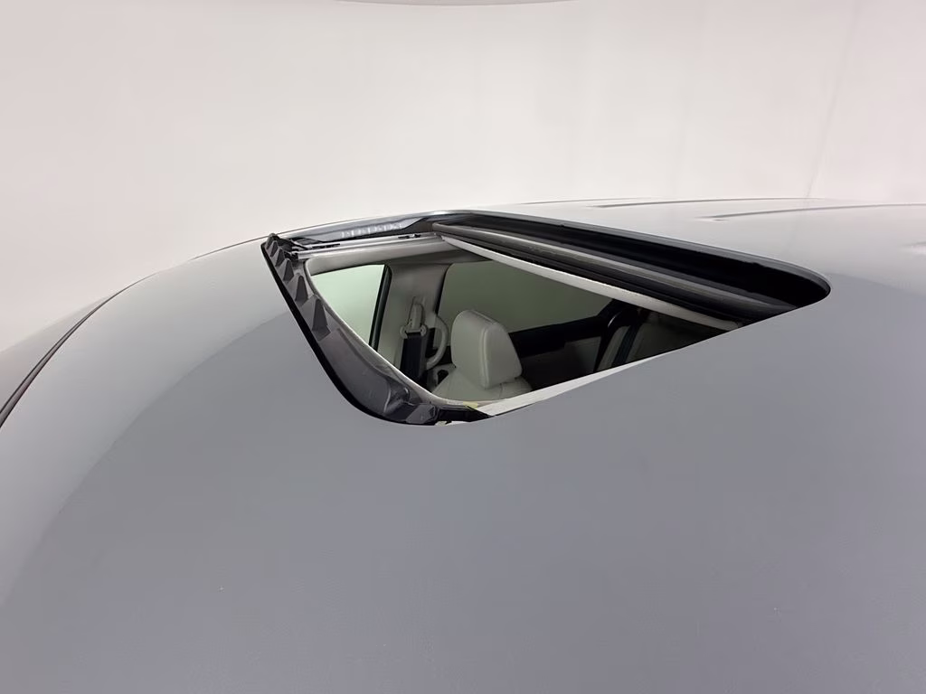 2026 Solar Silver Metallic Honda Odyssey EX-L FWD Van