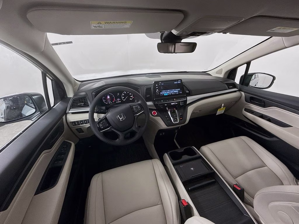 2026 Solar Silver Metallic Honda Odyssey EX-L FWD Van