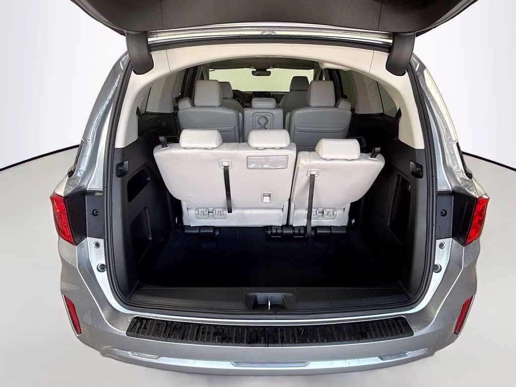 2026 Solar Silver Metallic Honda Odyssey EX-L FWD Van