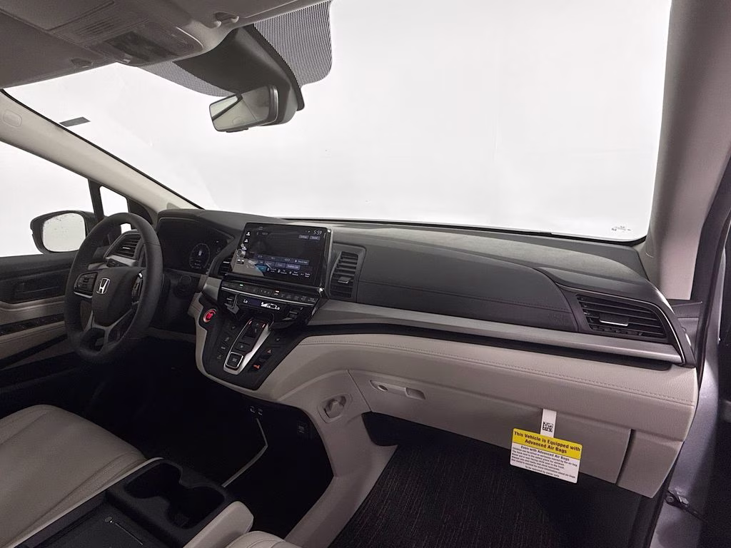 2026 Solar Silver Metallic Honda Odyssey EX-L FWD Van