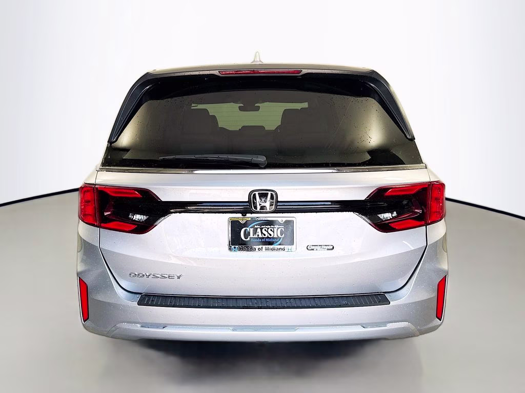 2026 Solar Silver Metallic Honda Odyssey EX-L FWD Van