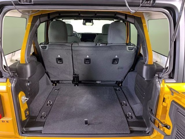 2026 Goldilocks Jeep Wrangler Rubicon 4X4 SUV