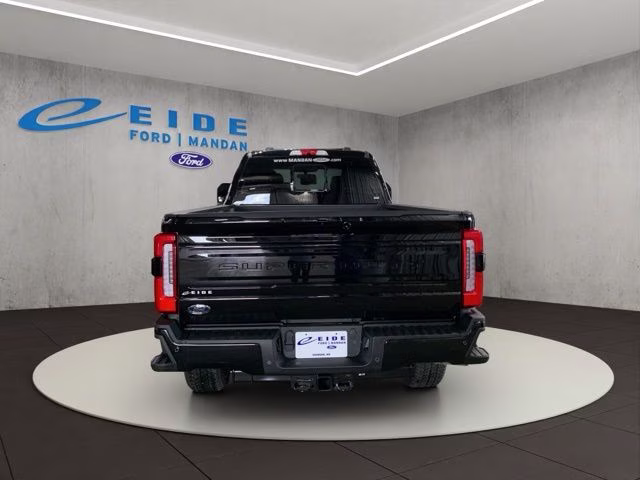 2026 Agate Black Metallic Ford Super Duty F-350 SRW Platinum 4X4 Truck