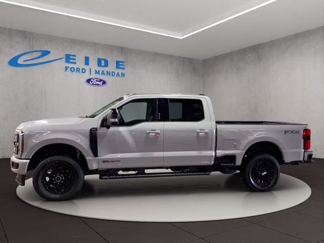 2026 Avalanche Ford Super Duty F-350 SRW Lariat Black Appearance 4X4 Truck