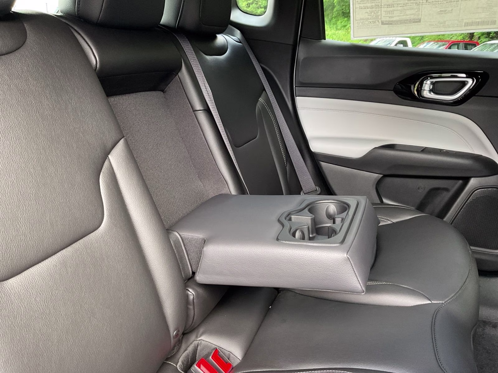 2026 Silver Zynith Metallic Clearcoat Jeep Compass Limited 4X4 SUV