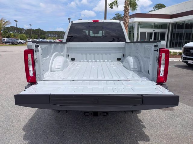 2026 Avalanche Ford Super Duty F-250 SRW XL 4X4 Truck