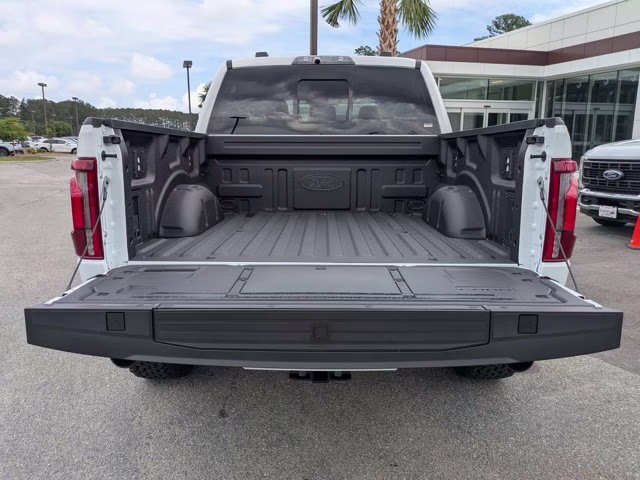 2026 Oxford White Ford F-150 Raptor 4X4 Truck