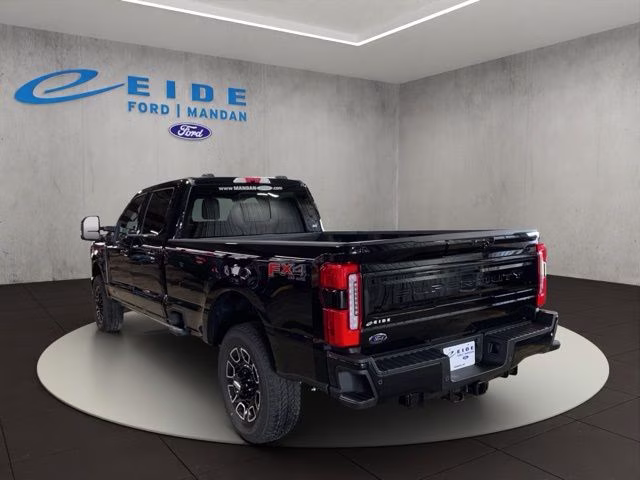2026 Agate Black Metallic Ford Super Duty F-350 SRW Platinum 4X4 Truck