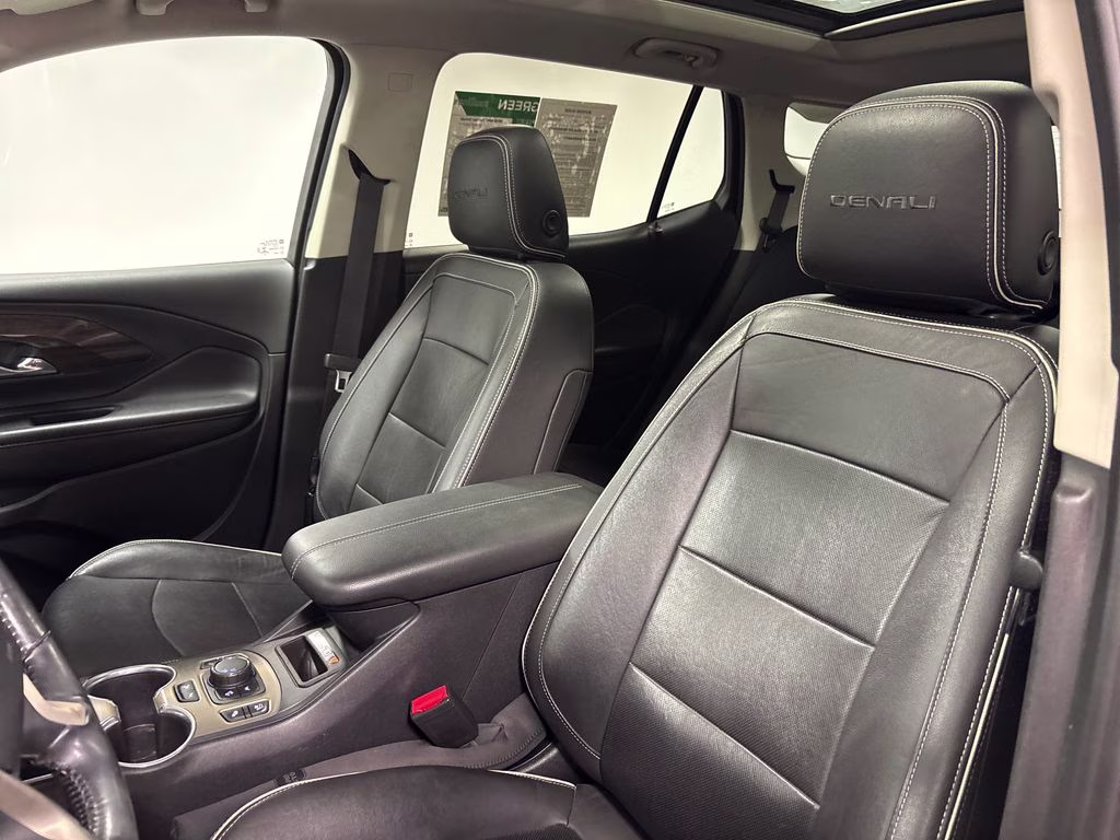 2020 Ebony Twilight Metallic GMC Terrain Denali FWD SUV