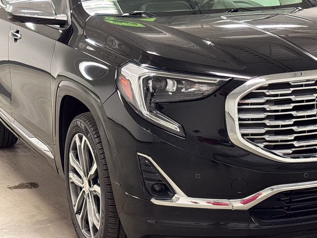 2020 Ebony Twilight Metallic GMC Terrain Denali FWD SUV