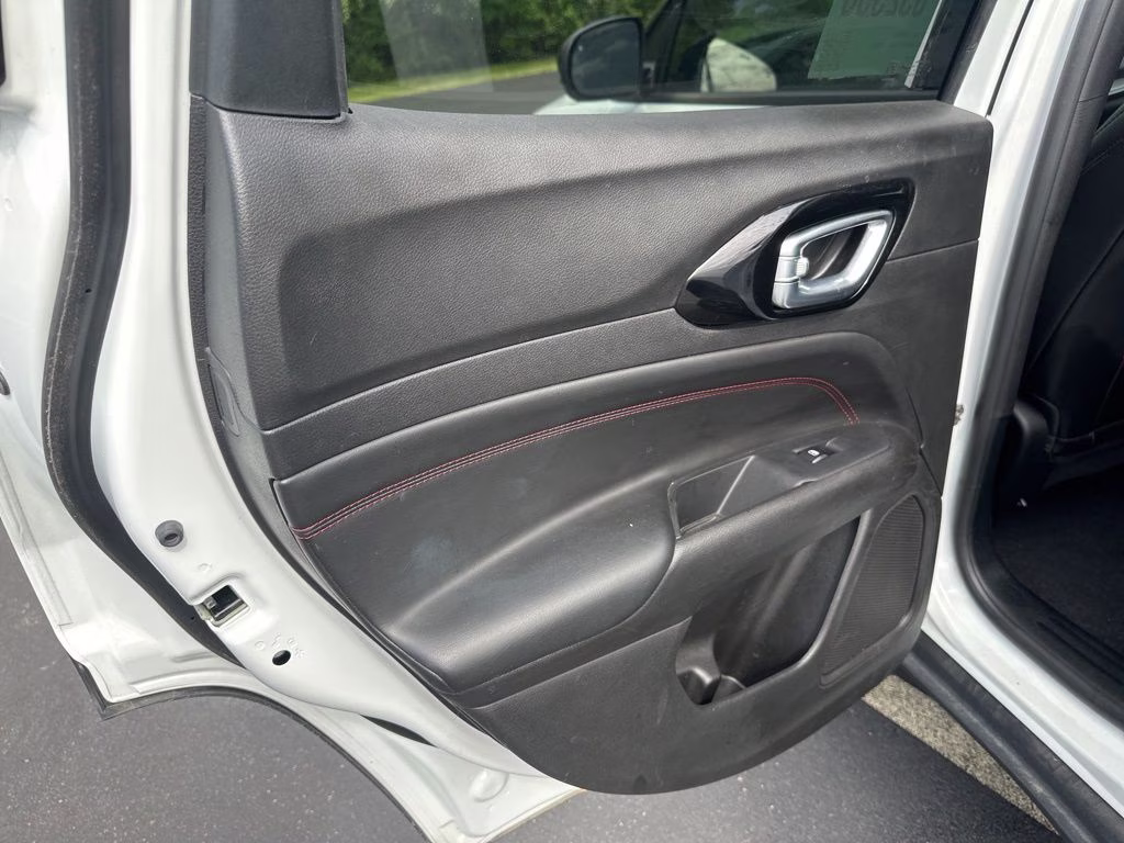 2024 Bright White Clearcoat Jeep Compass Trailhawk 4X4 SUV