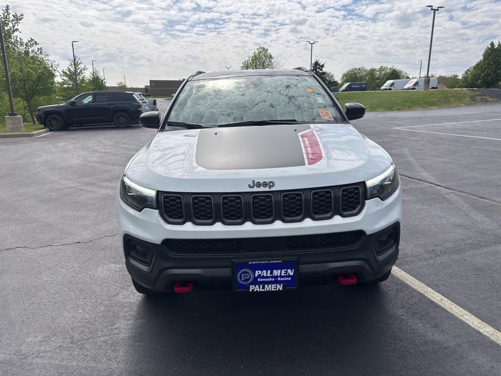 2024 Bright White Clearcoat Jeep Compass Trailhawk 4X4 SUV