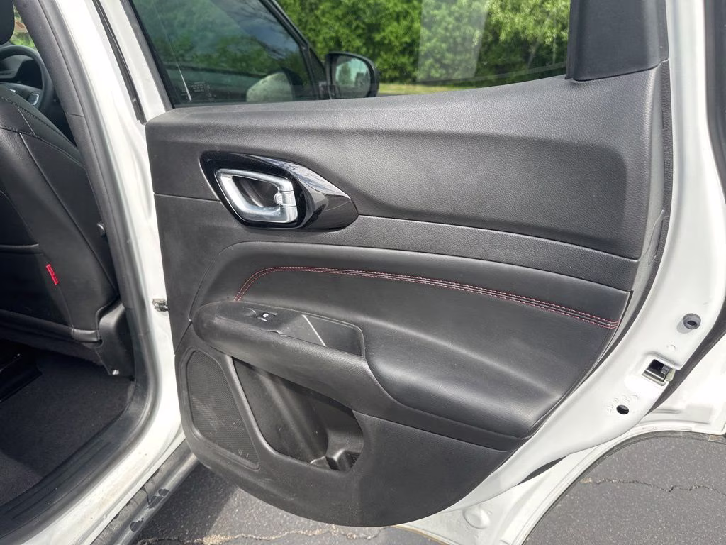2024 Bright White Clearcoat Jeep Compass Trailhawk 4X4 SUV