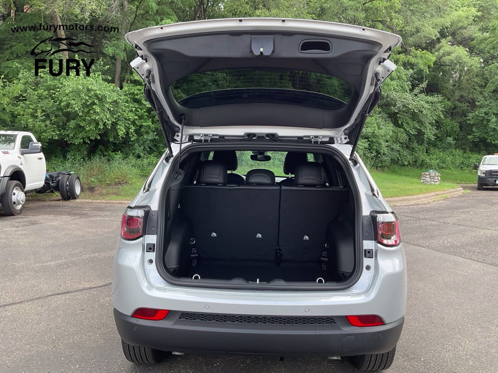 2026 Silver Zynith Metallic Clearcoat Jeep Compass Limited 4X4 SUV