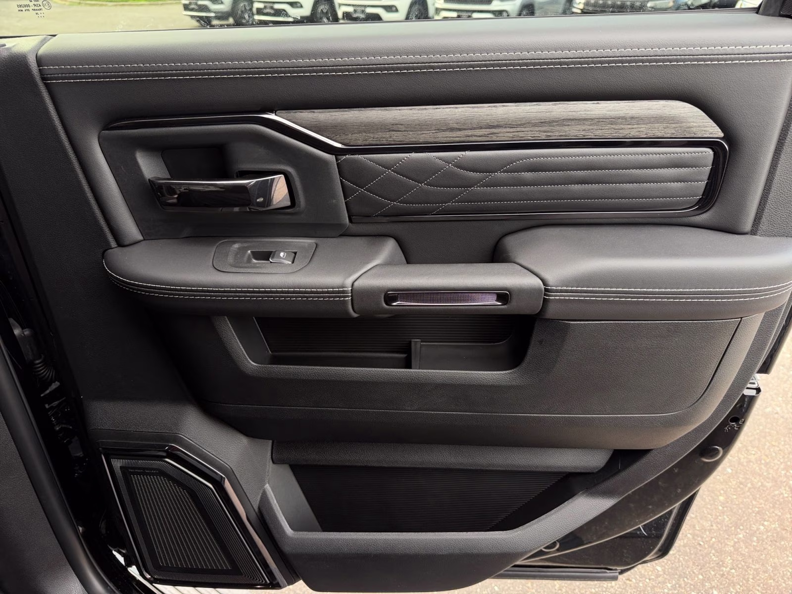 2026 Diamond Black Crystal Pearlcoat Ram 3500 Limited 4X4 Truck
