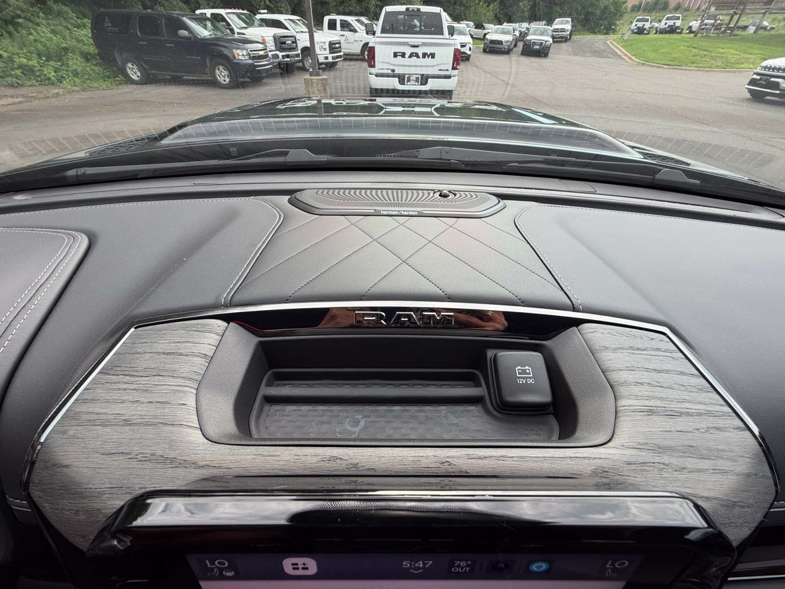 2026 Diamond Black Crystal Pearlcoat Ram 3500 Limited 4X4 Truck